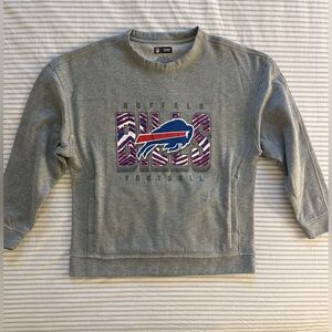 ZUBAZ NFL WOMEN'S BUFFALO BILLS HEATHER GREY CREWNECK SWEATSHIRT W/ POCKETS